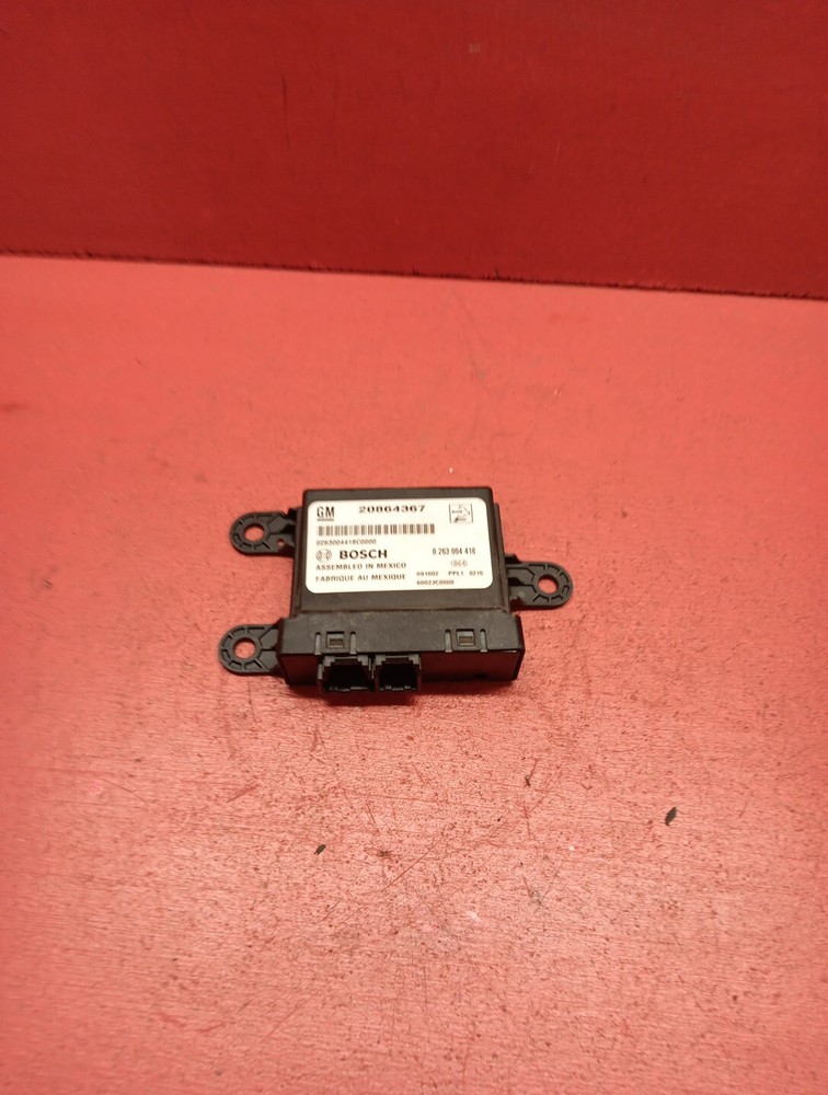 2010-2022 GM Multi Vehicle Parking Aid Control Module 20864367