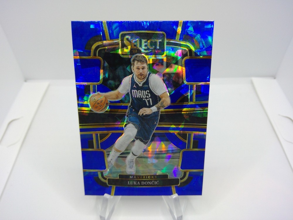 2023-24 Panini Select Luka Doncic Blue Cracked Ice Prizm Concourse Mavericks #51