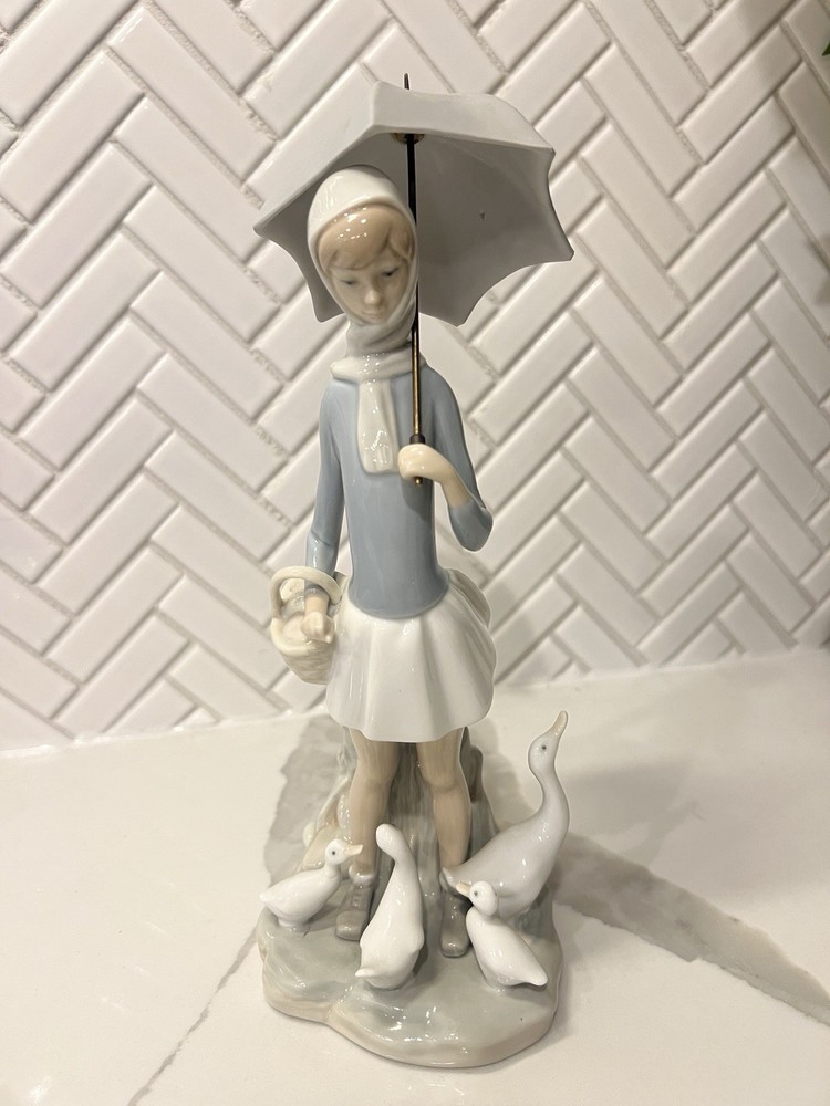 Vintage Retired Lladro Porcelain Figurine 4510 Girl with Umbrella and Geese by Garcia