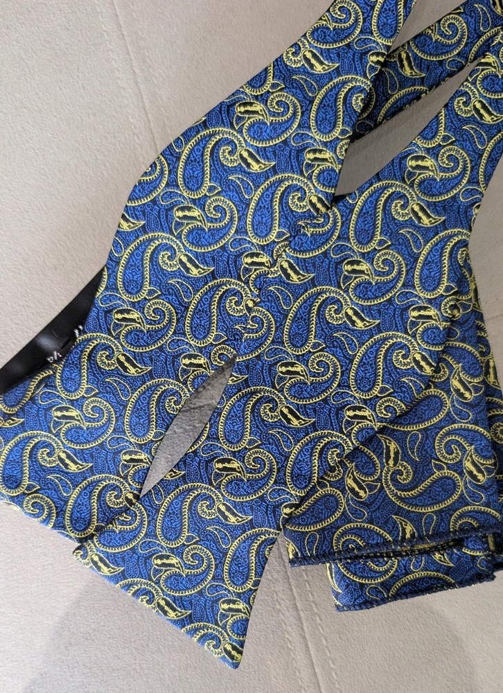 Men's Bow Tie Blue with Yellow Paisley With Handkerchief Self Tie