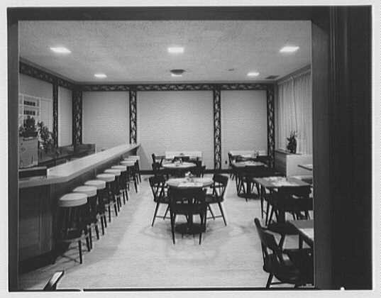 Photo:Stouffer's Westgate, Cleveland, Ohio. Bar