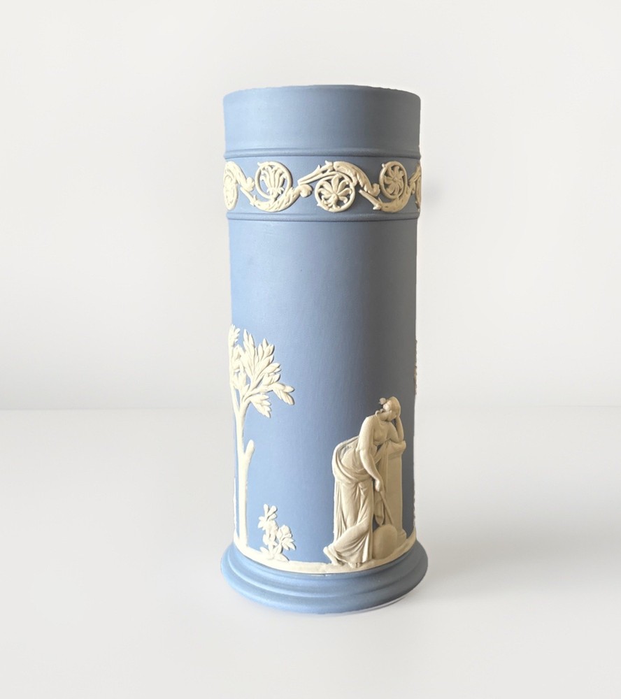 Vintage Wedgwood Blue Jasperware Cylinder Spill Vase 6.5