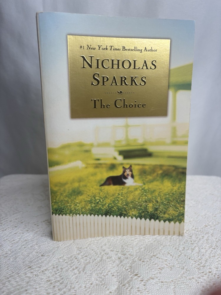 The Choice by Nicholas Sparks Paperback Romance Novel Book
