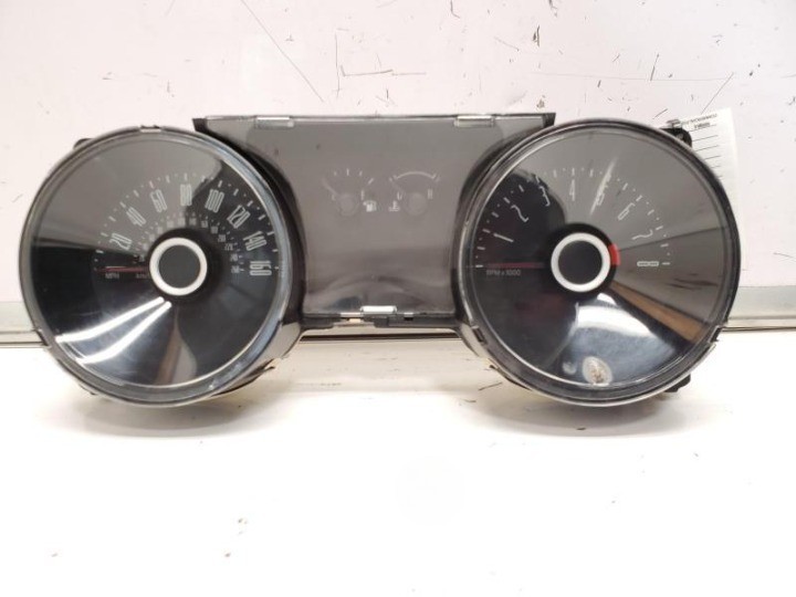 2013-2014 Ford Mustang Speedometer Gauge Cluster MPH 3.7L 5.0L OEM