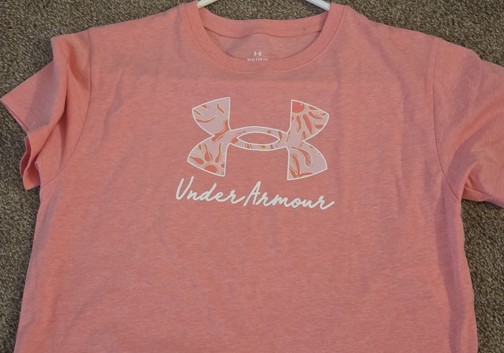 Under Armour Girls YLG Pink Logo Crew Neck Short Sleeve crop top