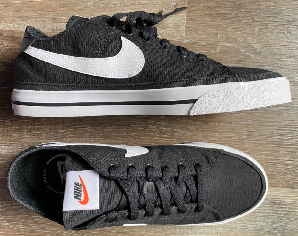 NIKE Court Royale Tennis Shoes~Black & White Canvas~ Women's Size 11~NEW~