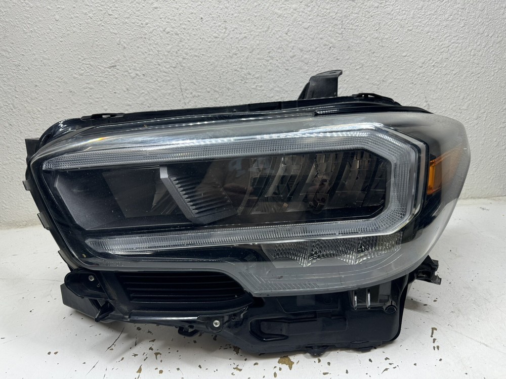 2020 2021 2022 2023 Toyota Tacoma Full LED Headlight Left Driver OEM