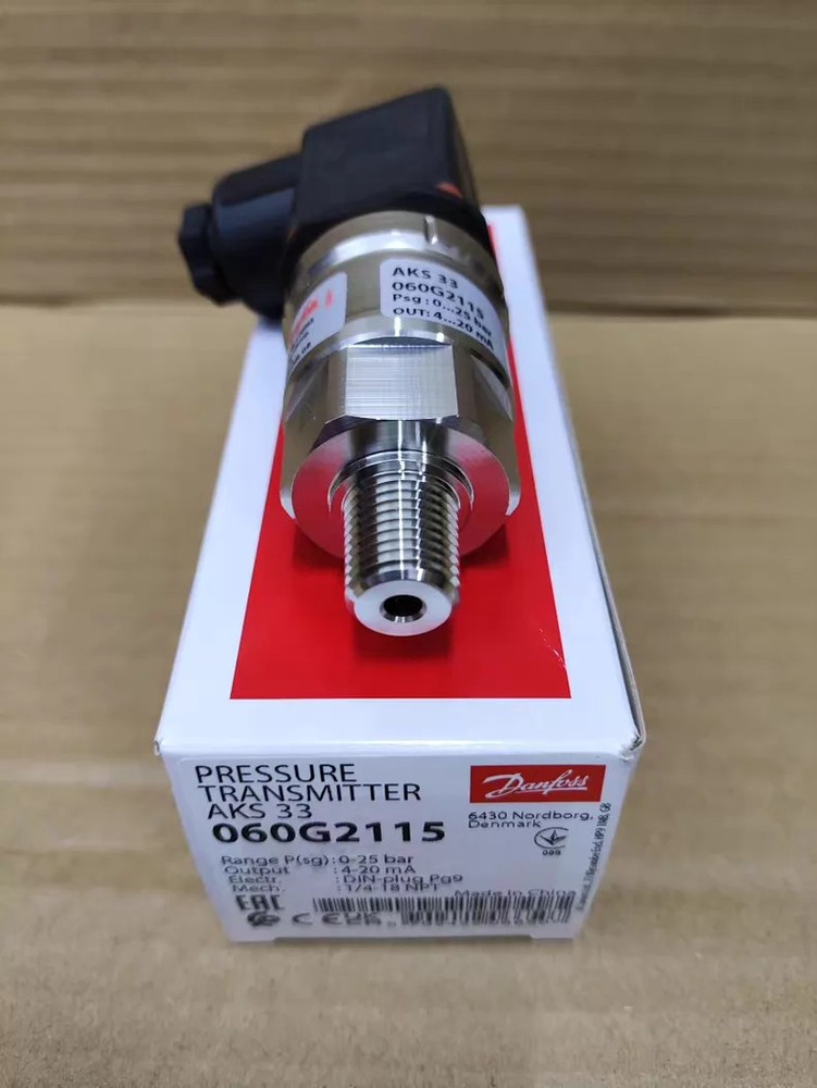 DANFOSS AKS33 060G2115 Pressure Sensor brand new