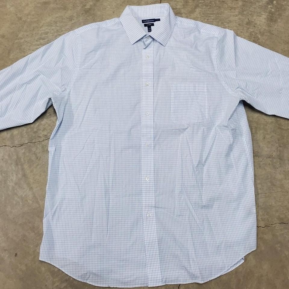 Croft and Barrow Blue and White Checkered Button Up Shirt