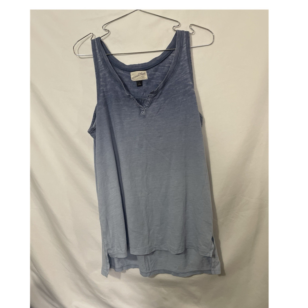 Universal Thread Women's Blue Solid Knit V-Neck Sleeveless Pullover Tank S