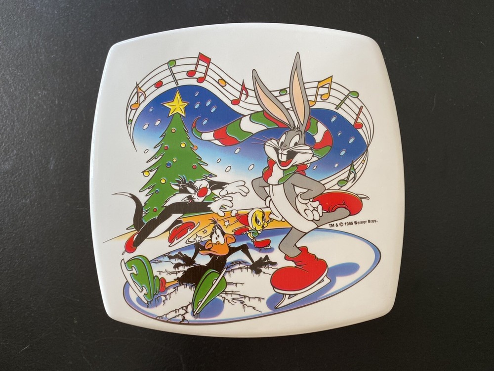 1995 Warner Bros Bugs Bunny Tweety Sylvester Daffy Holiday Sandwich Lunch Box