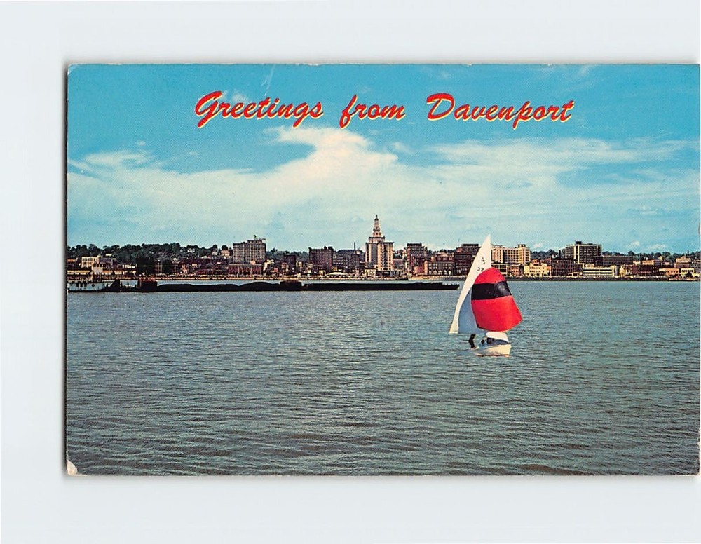 Postcard Skyline View Greetings from Davenport Iowa USA