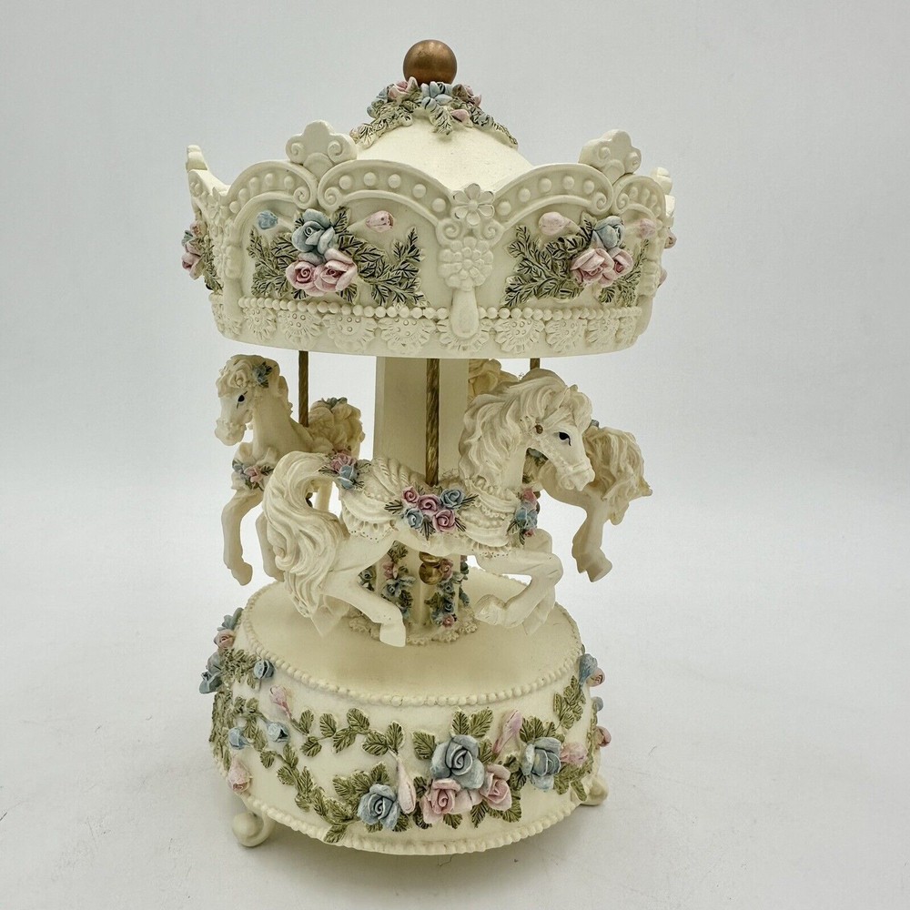 Vintage 1999 Limited Edition Three Horse Resin Wind Up Spinning Music Carousel