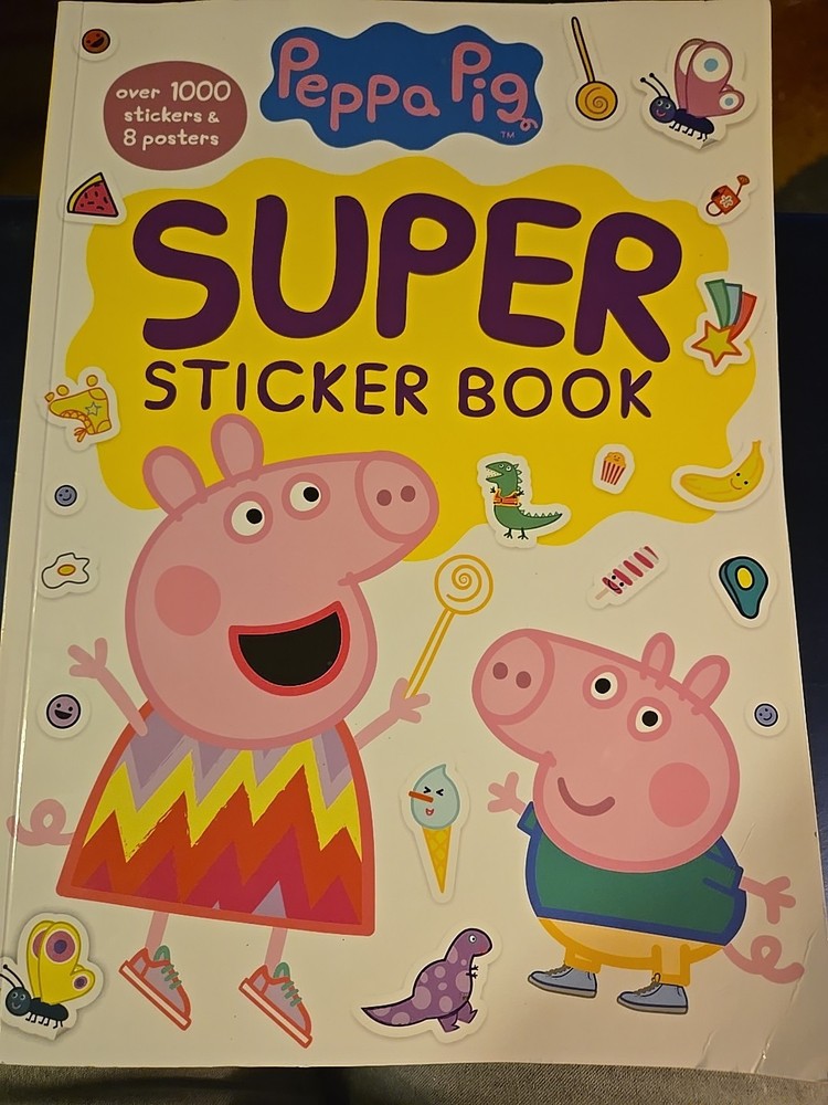 Peppa's Super Sticker Book, Paperback by Golden Books Publishing Company (COR...