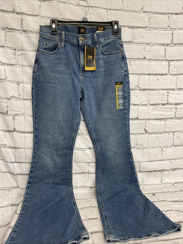 Lee Women's Legendary Mid Rise Flare Jean Denim Bottoms Inner Strength 6 Med