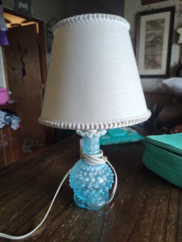 Vintage Fenton Blue Opalescent Hobnail glass boudoir lamp.