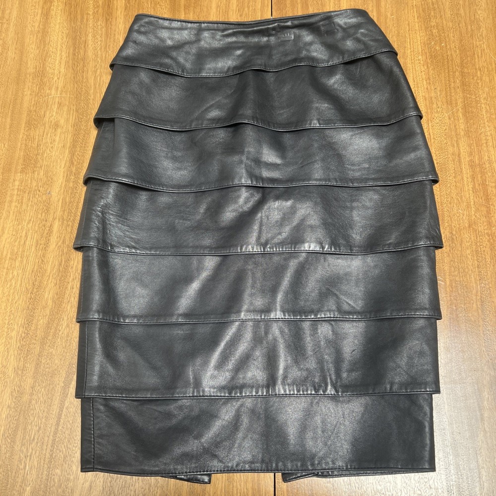 Vakko Womens Vintage Short Ruffle Skirt Black Leather Size 8
