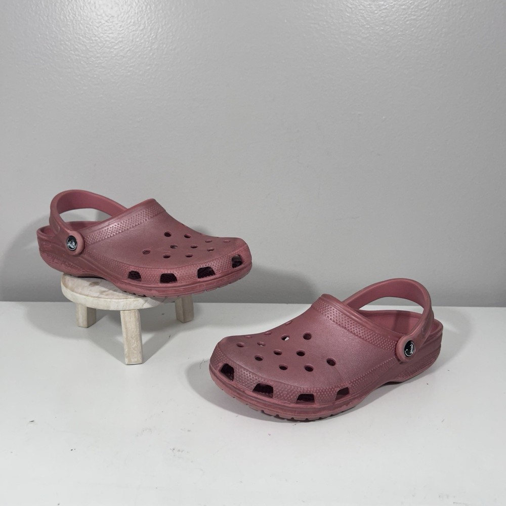 Crocs Clogs Women’s Size 9 Men’s Size 7 Slip On Shoes Pink Metallic