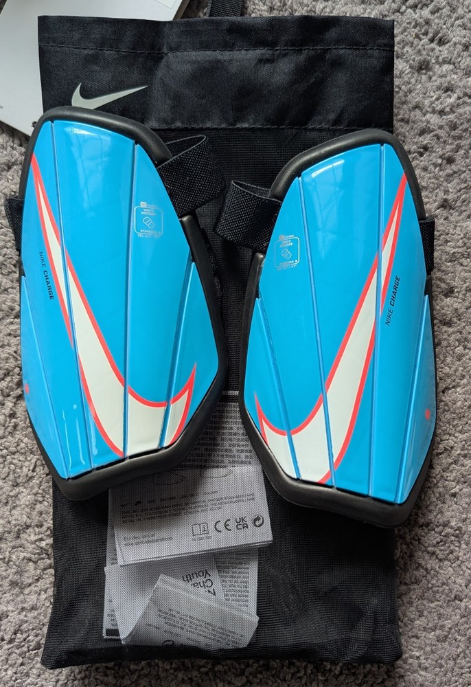 Nike Charge Shin Guards Youth Unisex Sizes Medium | Large Blue