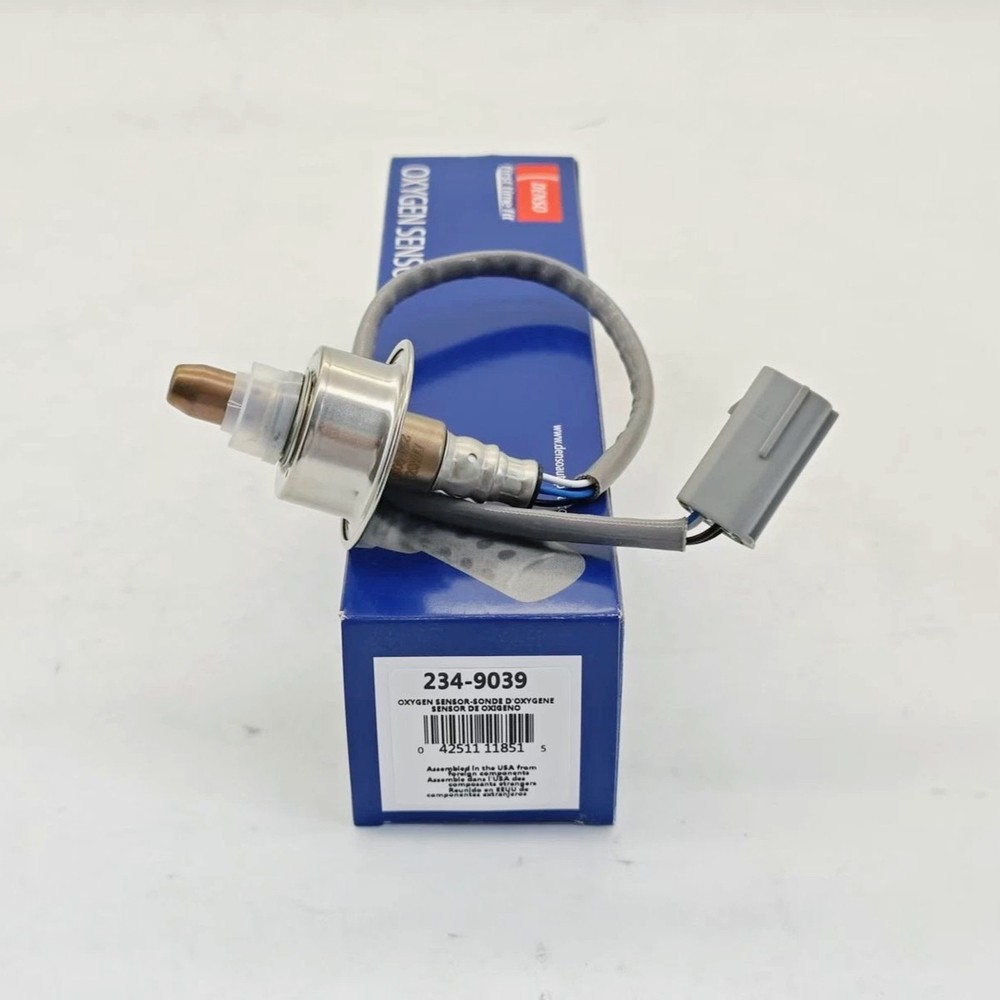 Upstream 234-9039 Oxygen O2 Sensor DENSO For 08-2012 Nissan Sentra Altima Versa