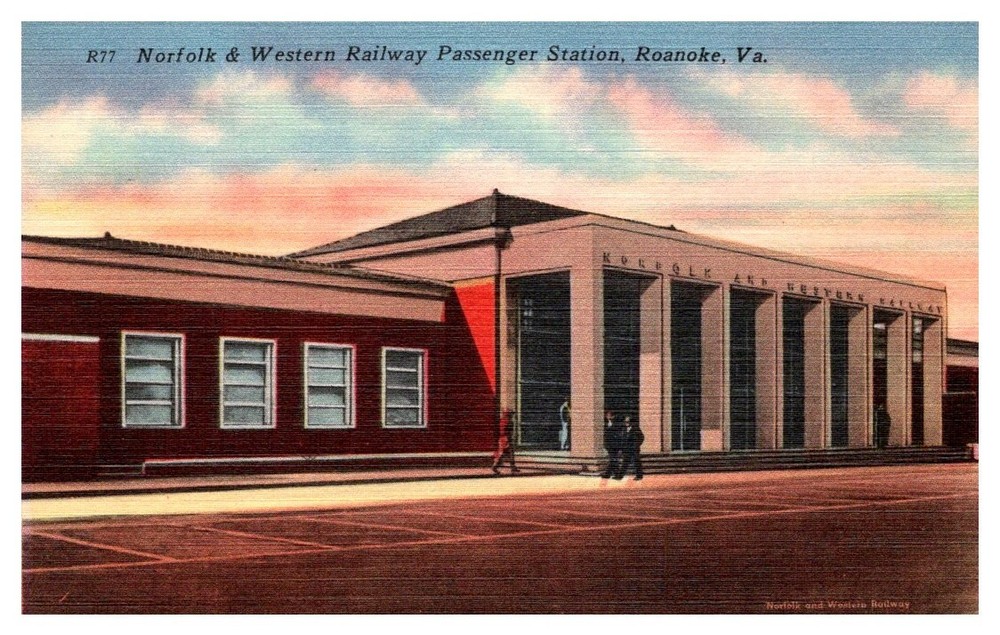 1940s Norfolk & Western Railway Station Roanoke Virginia Vintage Postcard