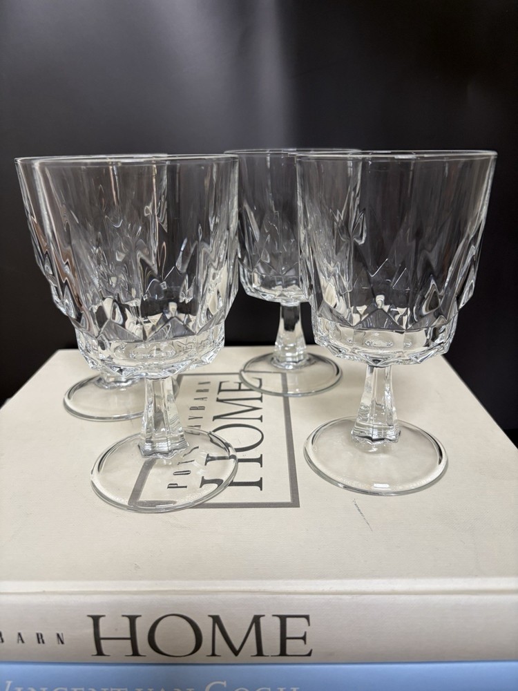 Vintage Arcoroc Arctic Wine/Water Goblets Clear Glass set of 4