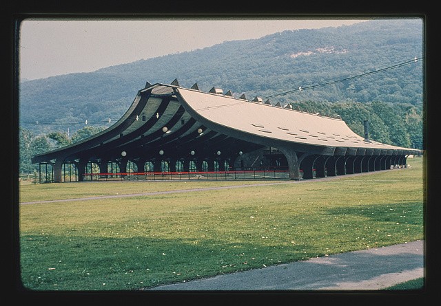 Photo:Nevele skating rink, Ellenville, New York
