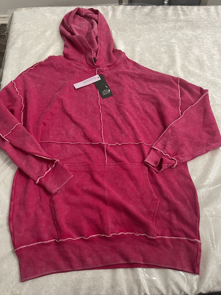 NWT Women’s Hoodie Sweatshirt Size Small Pink
