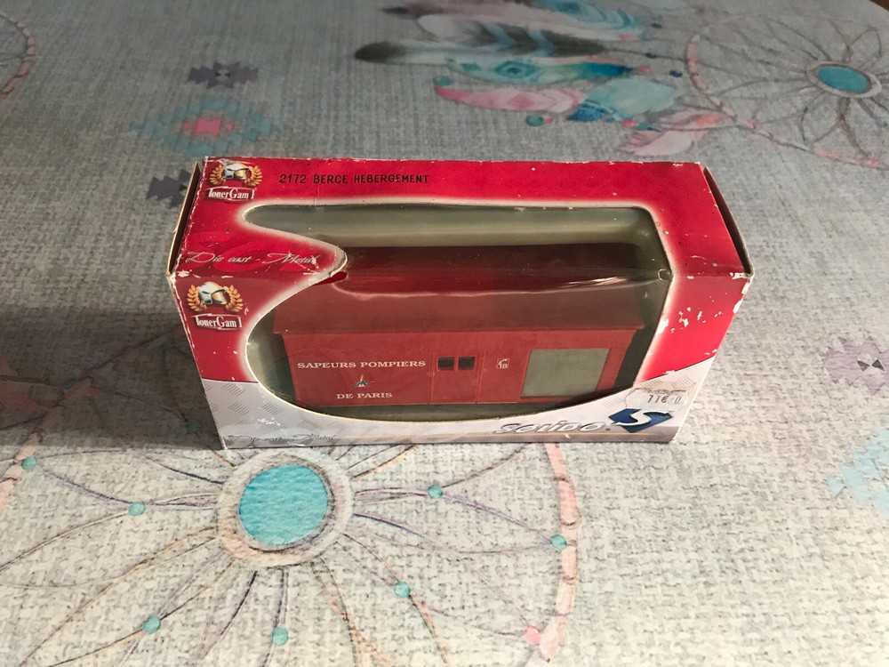 1/50 Solido TonerGam Mini Fire Truck with Cradle Bed-image