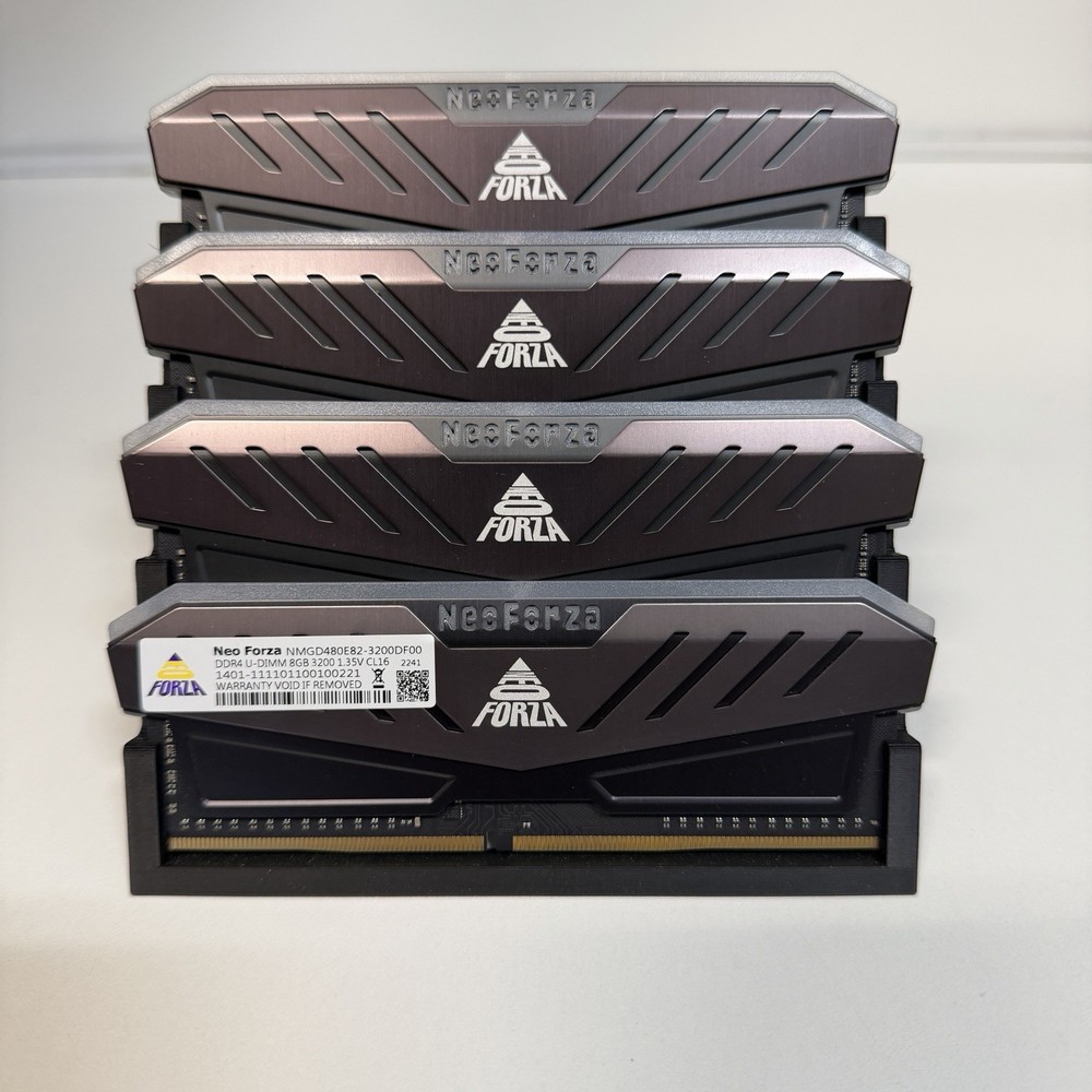 Neo Forza Forza 32GB (4x8GB) RAM DDR4 3200MHz NMGD480E82-3200DF00