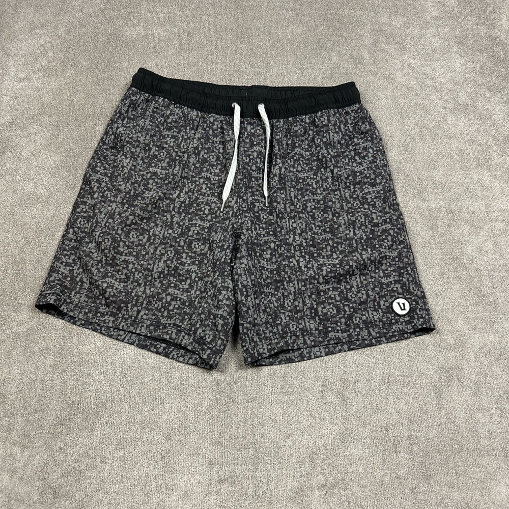 Vuori Kore Shorts Medium 7.5