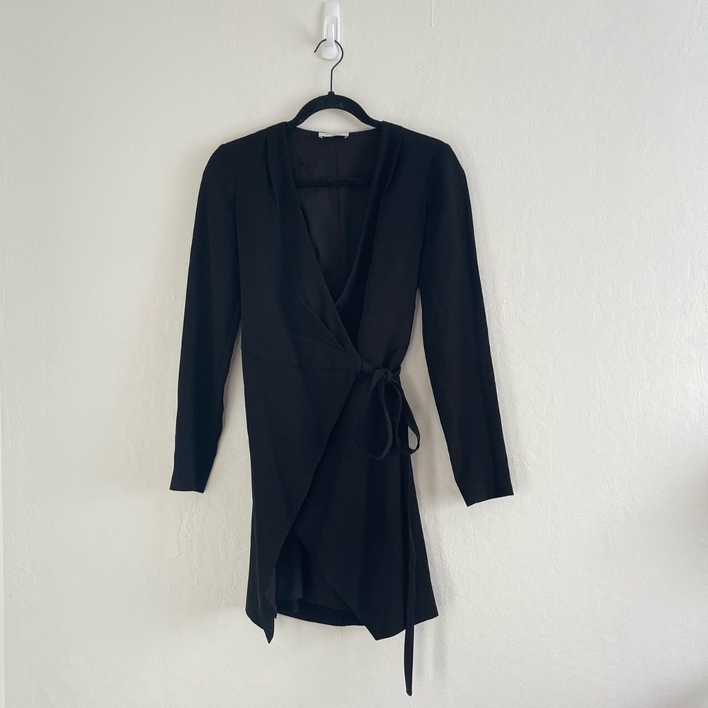 Aritzia Babaton Juro Wrap Dress Black Wrap Style Long Sleeve Mini LBD Womens XXS