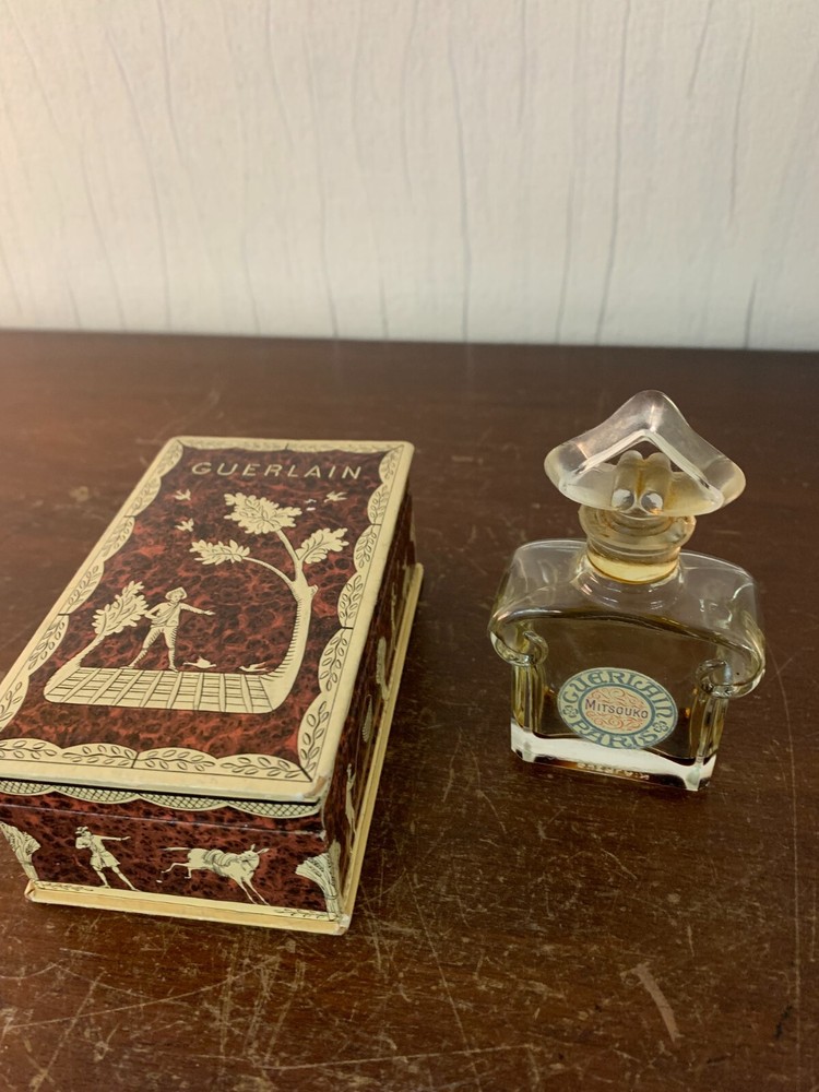 Mitsouko Crystal Perfume Bottle Model 4