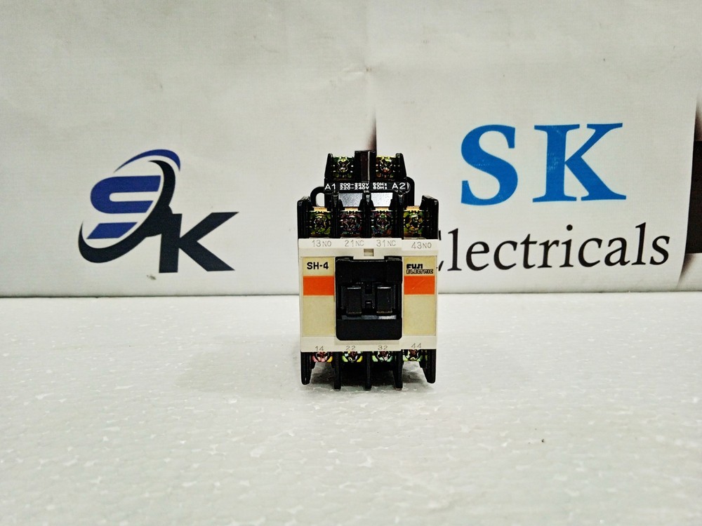 New Fuji-Electric Sh-4 10A 200-220V Contactor