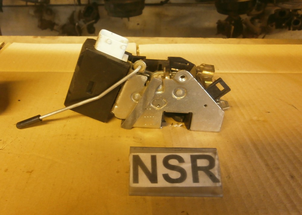 BMW 5 Series E39 1997-2003 Passenger Rear Central Locking Motor Actuator