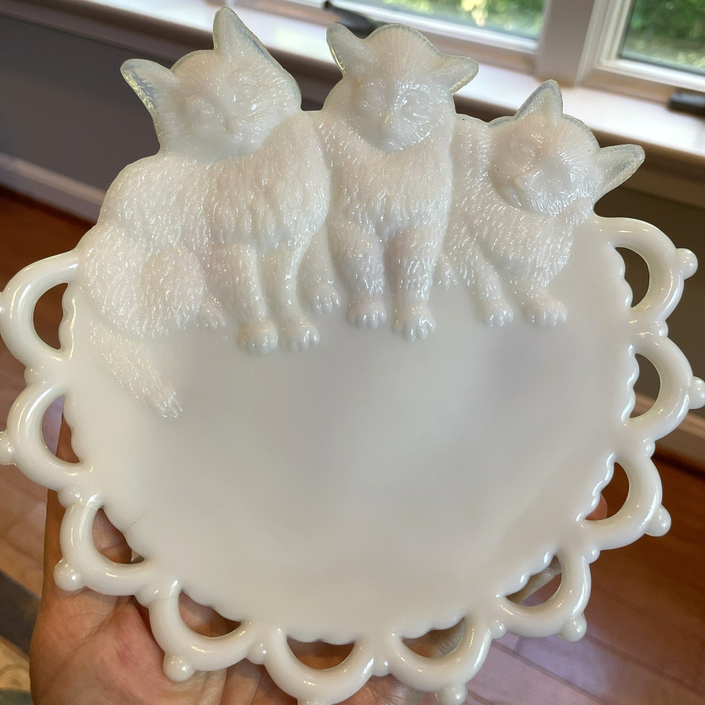 Milk Glass ~Westmoreland Vintage~ Trio Kitten Plate With Scalloped Lace Edge 7