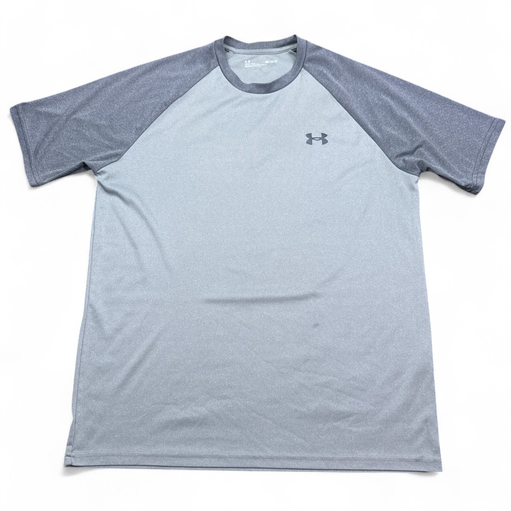 Under Armour Heatgear T Shirt Mens Size Medium Gray Silver Loose Fit Athletic