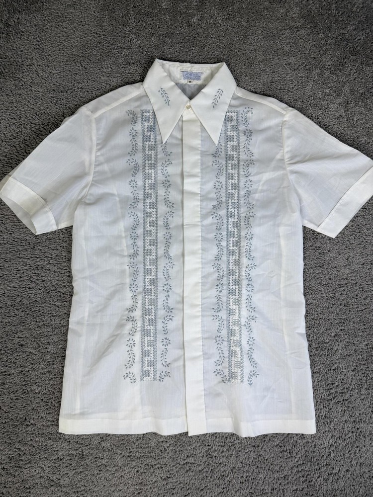 Vintage Guayabera Shirt Mens M White Embroidered Short Sleeve Button Up Casual