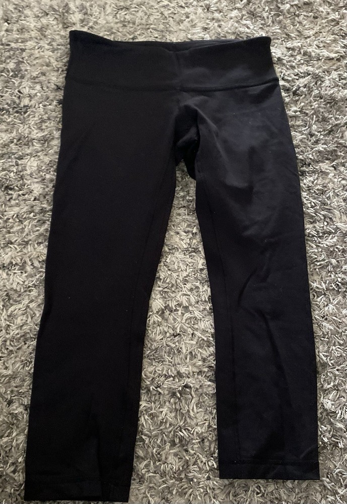 Lululemon Black Ankle Leggings Women Size 6 Solid Knit Stretch Logo