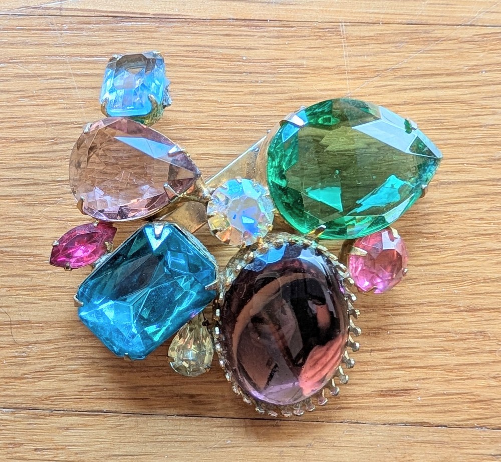 Fruit Salad Prong-Set Multi-Color Rhinestones JULIANA Delizza Elster Brooch J6