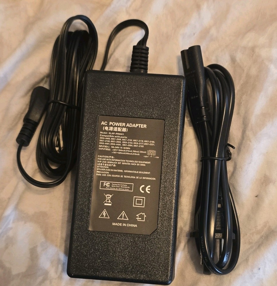 12V AC/DC Adapter IEC C7 to 3 Pin Black Powered MPN KLJAP-PW00121