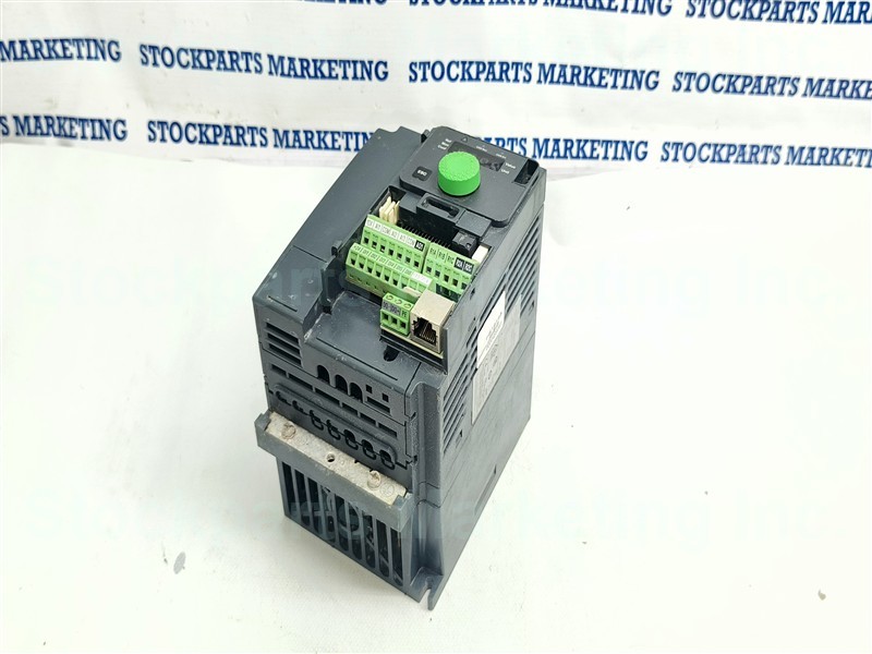 Schneider Electric ATV320U07N4C Frequency Converter 0.75kW-1HP Fast Shipping