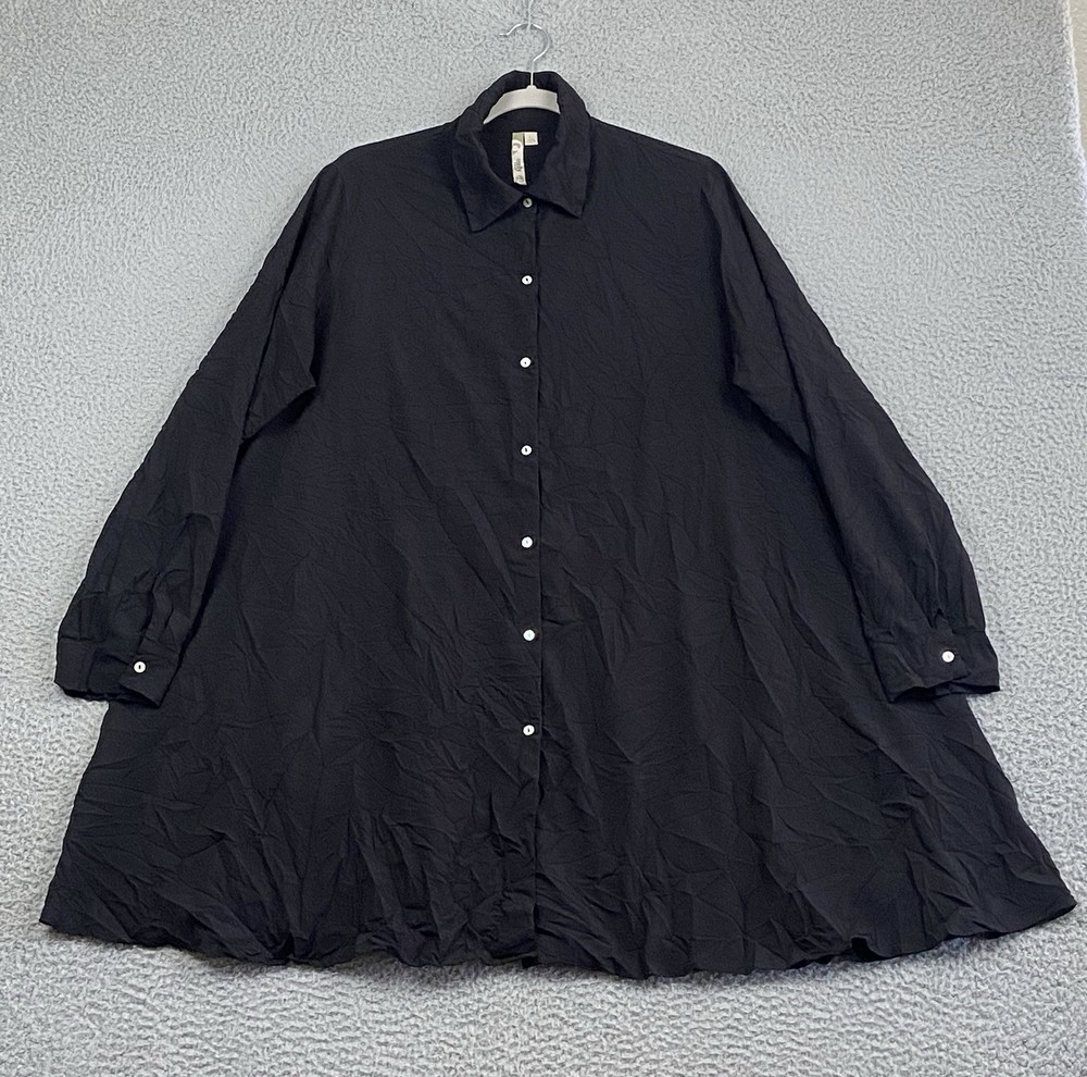 Comfy USA Crinkle Long Button Up Blouse Size Large Black Oversized Collared EXC