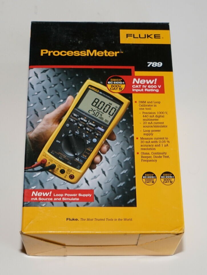 Fluke 789 ProcessMeter Loop Calibrator F789 with Original Box