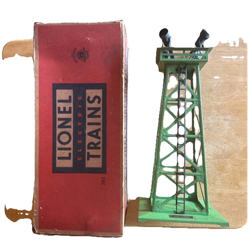 Lionel Postwar Floodlight Tower In Original Box No. 395