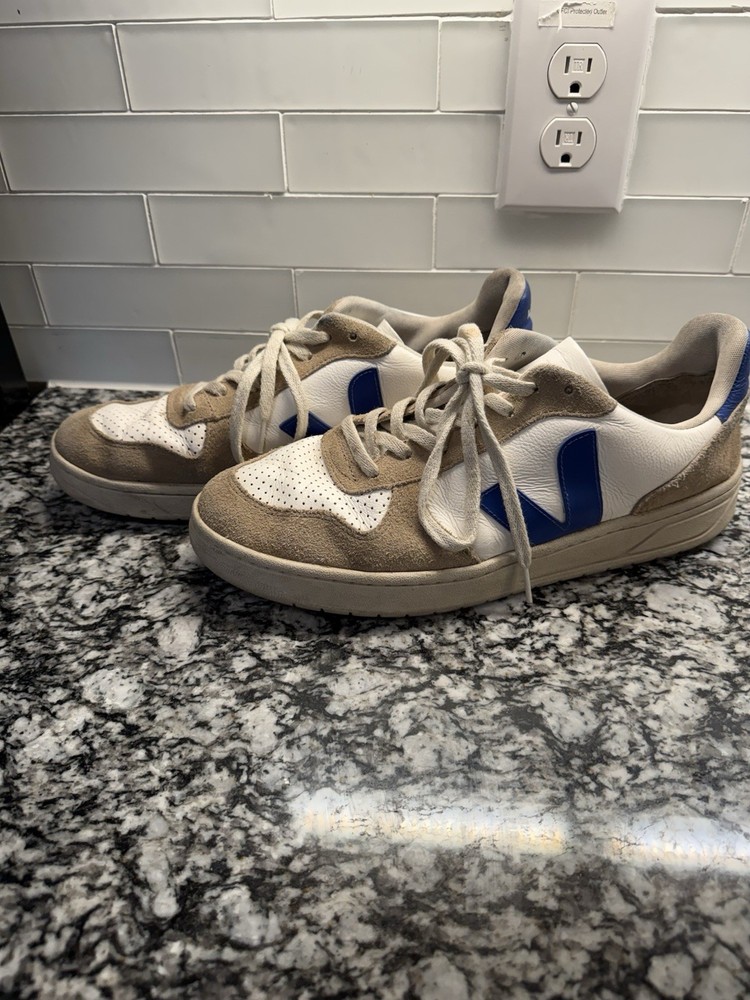 VEJA V-10 Leather White Tan Blue Shoes Sneakers Men’s Size 12