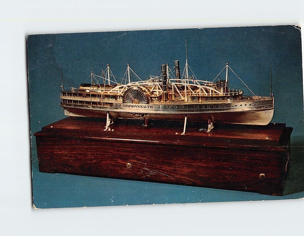 Postcard Commonwealth In Mariners Museum Newport News Virginia