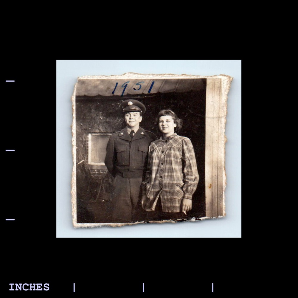 Vintage Photo MAN WOMAN ARMY SOLDIER IN UNIFORM 1951