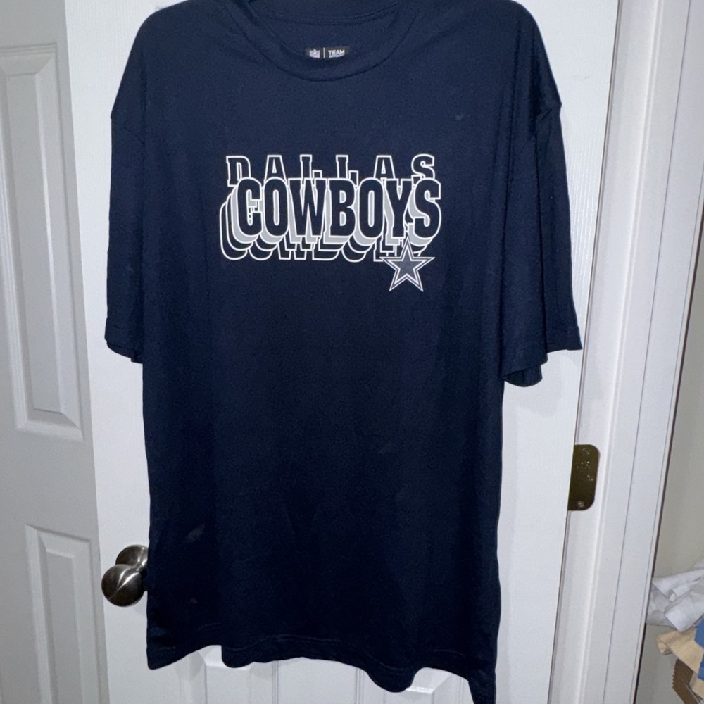 Dallas Cowboys NFL Team Apparel T-shirt Size XL Navy Blue Men’s Soft Shirt