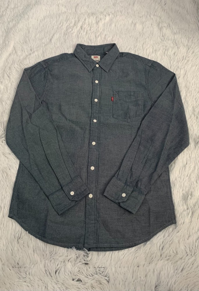 Size L Mens Levis long sleeve shirts Button Up 100% Authentic New with tag